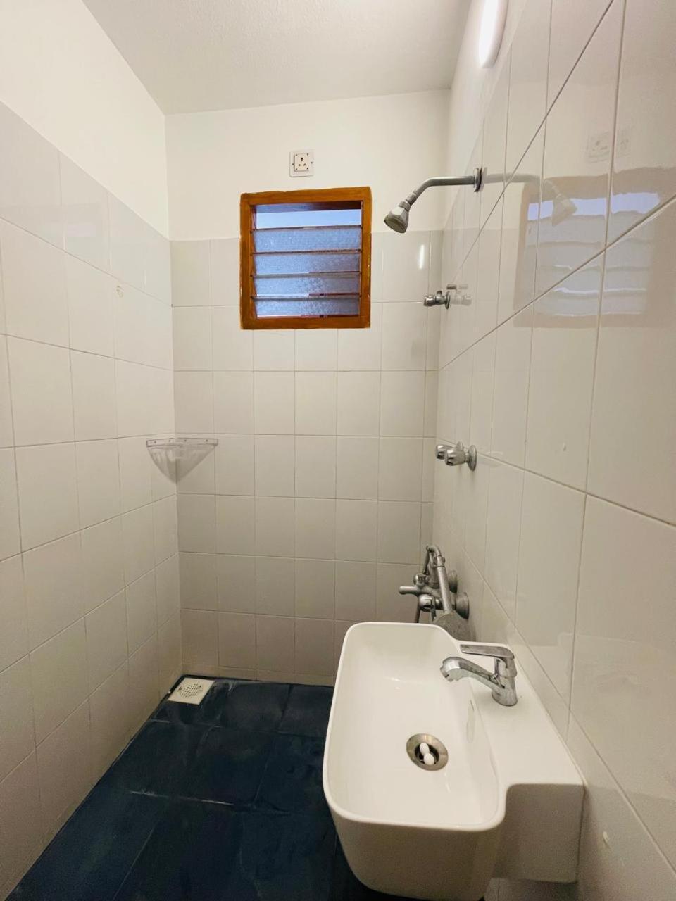 La Villa Marseille ポンディシェリ エクステリア 写真